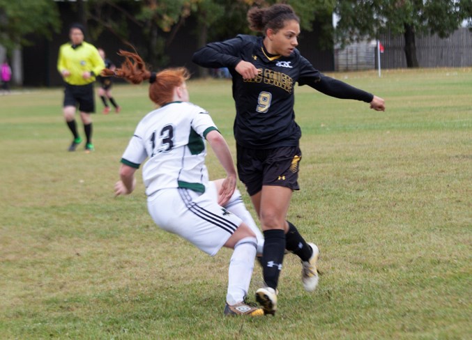 WebBroncosWomensSoccer