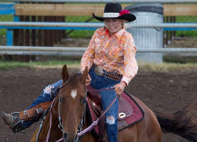 WebBowdenRodeoBarrelRace-5-12