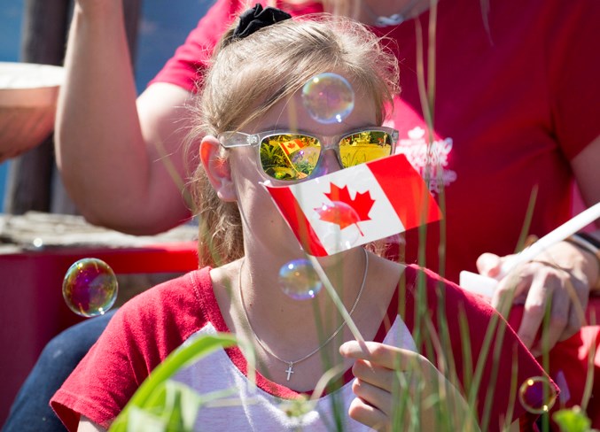 WebCanadaDaySunglasses