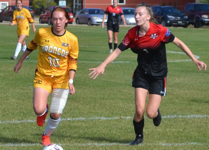 WebOCwomen&#8217;sSoccer-4CROP