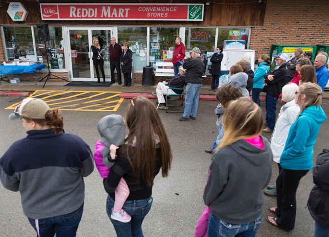 WebReddi mart-Crowd