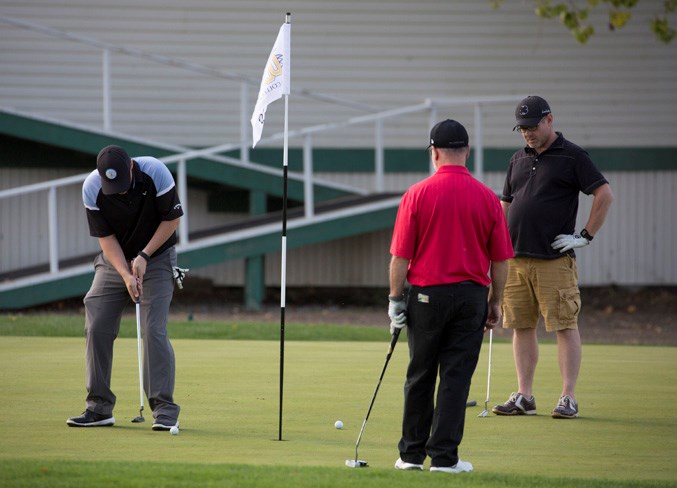 Webolds college golf-2