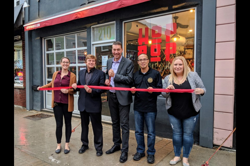 Hop Bop Noodle Shop celebrated its grand opening Nov. 28 at 210 Main St. Shown here from left are Hop Bop general manager Nicole Goodridge, Regional Councillor and Deputy Mayor-elect Tom Vegh, Mayor-elect John Taylor, Hop Bop owner Boris Fong, and Hop Bop events and social media manager Amber Lake. Kim Champion/NewmarketToday 