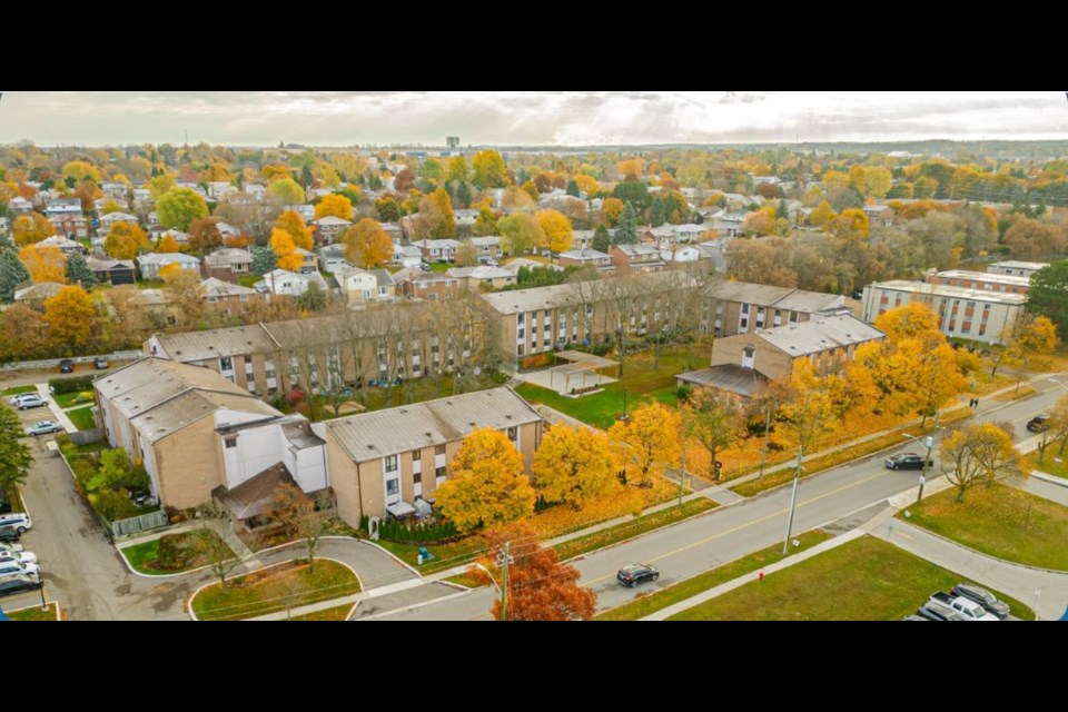 An overhead view of the apartment complex.