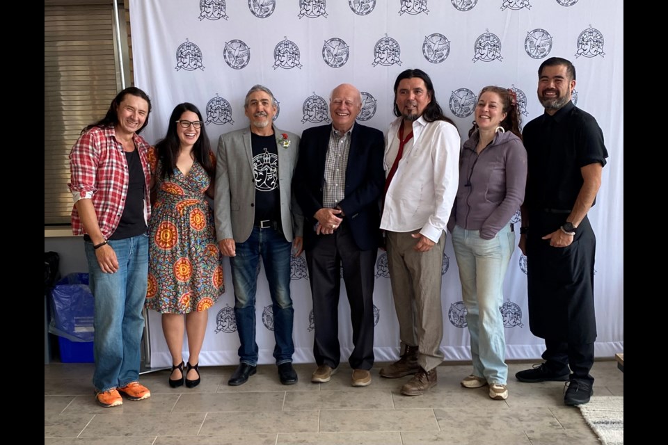 The cast of Stray Cats (Glen Reid, Chelsea Riesz, Derek Groulx, Francis Uy) is shown with Very Useful Theatre Company president Tom Pearson, Newmarket-Aurora MP Tony Van Bynen and director Jackie English.