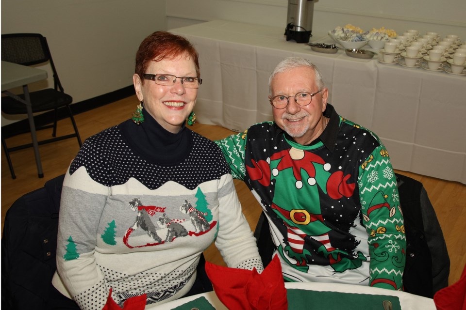 Newmarket seniors celebrate the Christmas season (14 photos): Photo ...