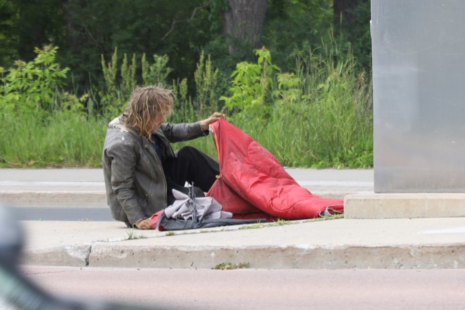 20240827-homeless-davis-drive-gk