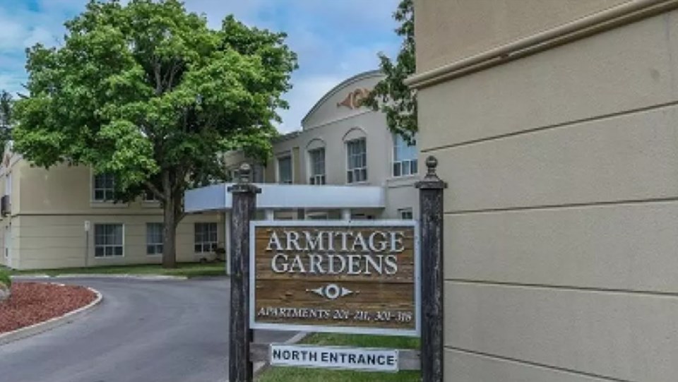 20231019-newmarket-armitage-gardens