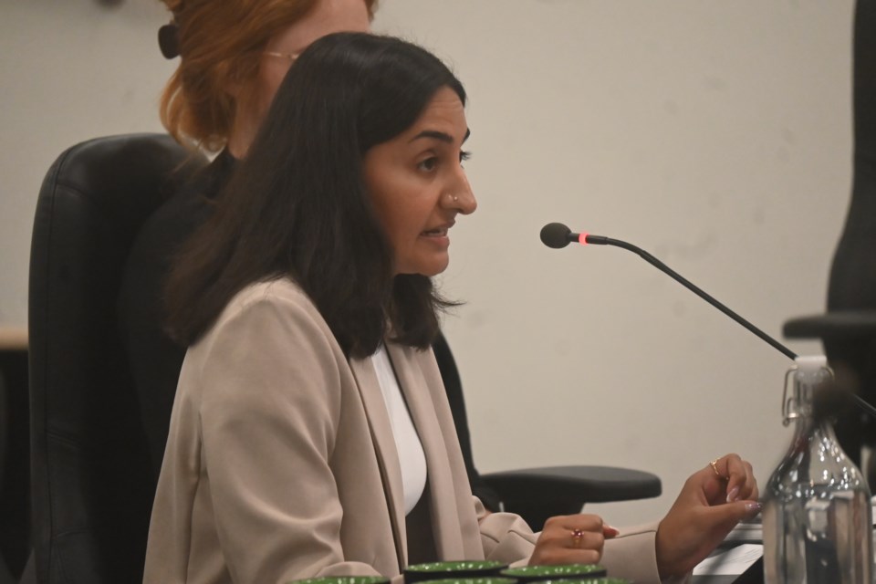 Planner Rupneet Mangat presents to Newmarket council Sept. 16. 