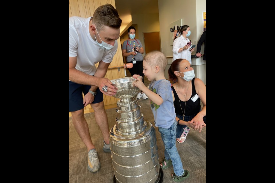 Stanley Cup visits kids cancer center
