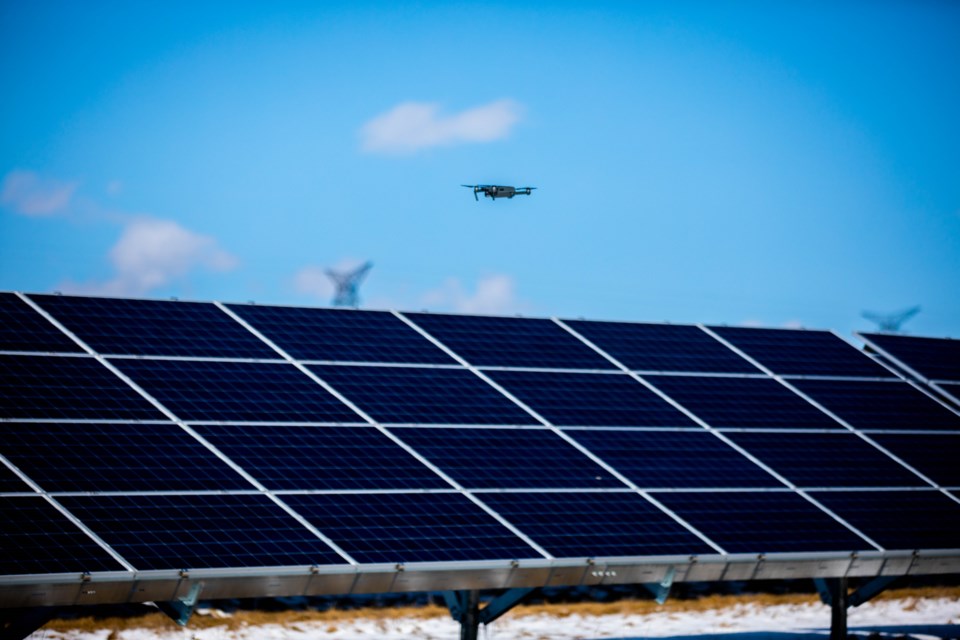 image-1_drone-on-solar-jobsite