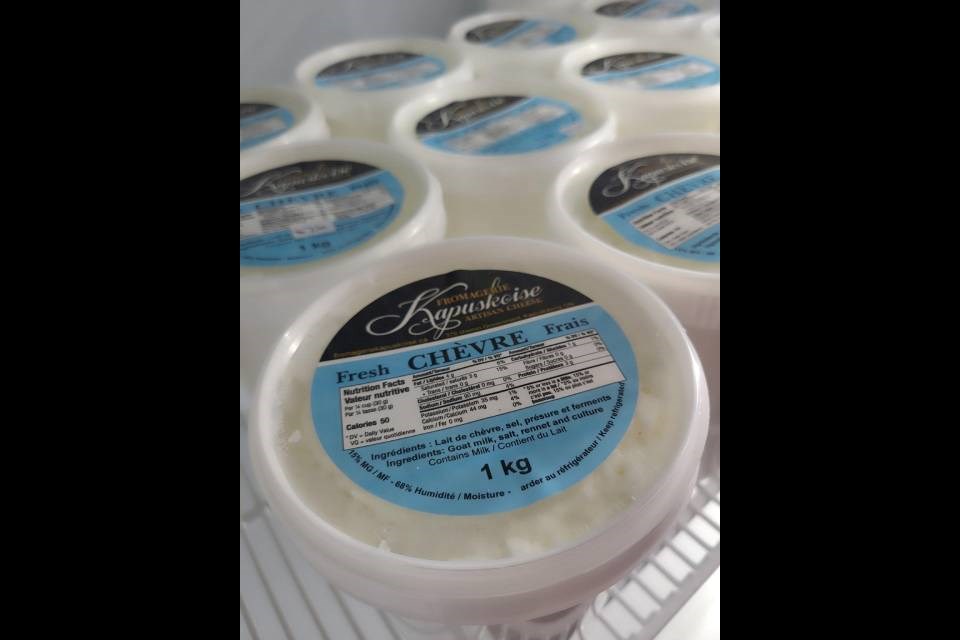 2024-10-25-fromagerie-kapuskoise-fresh-chevre-supplied