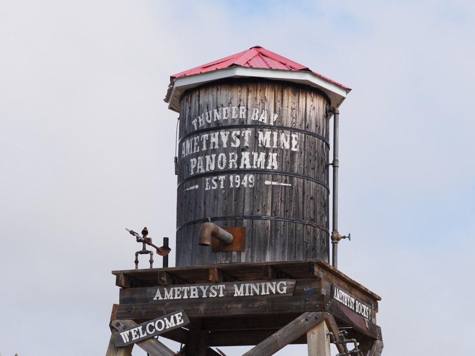 dave-amethyst-mine-sign