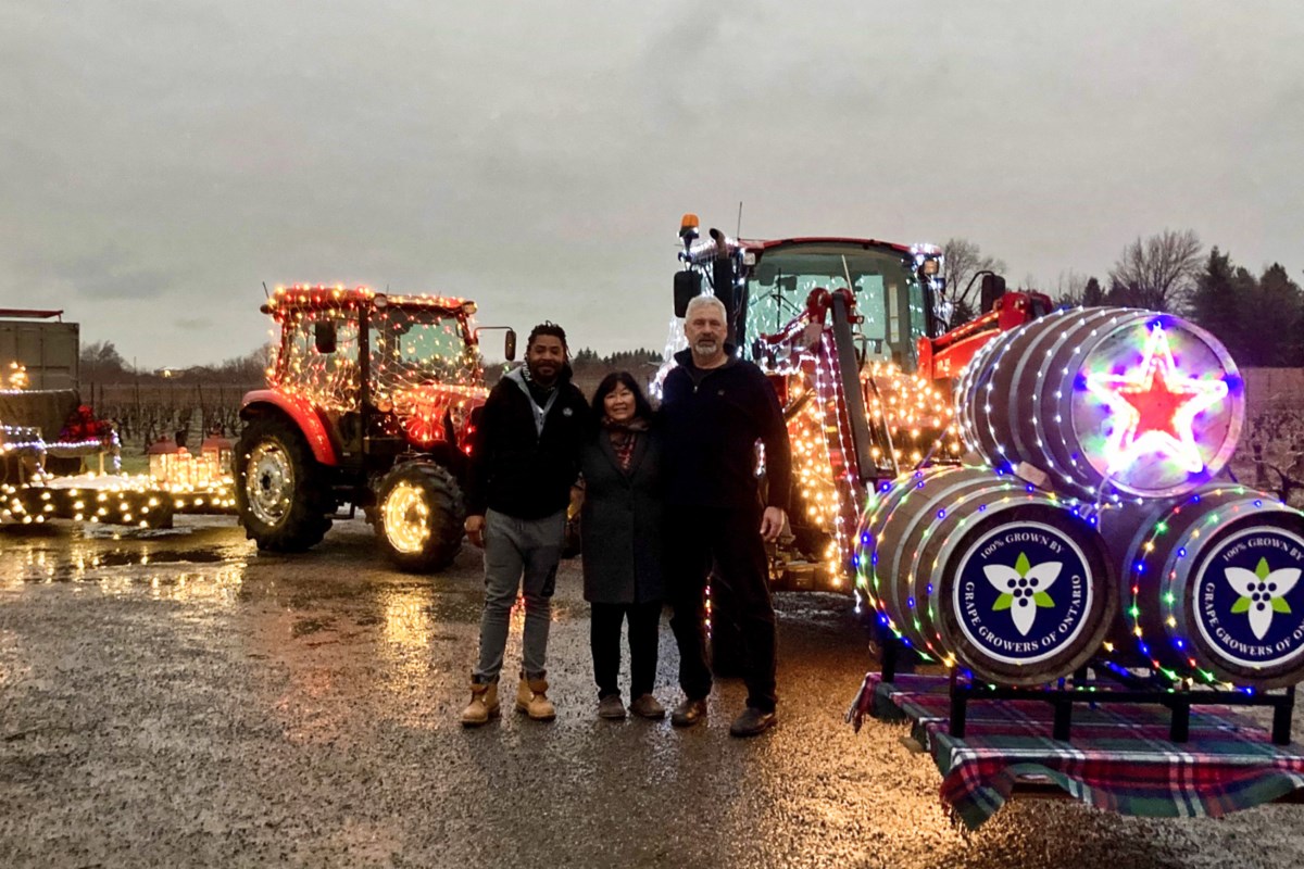 Don't miss today's tractor parade through Virgil NiagaraontheLake