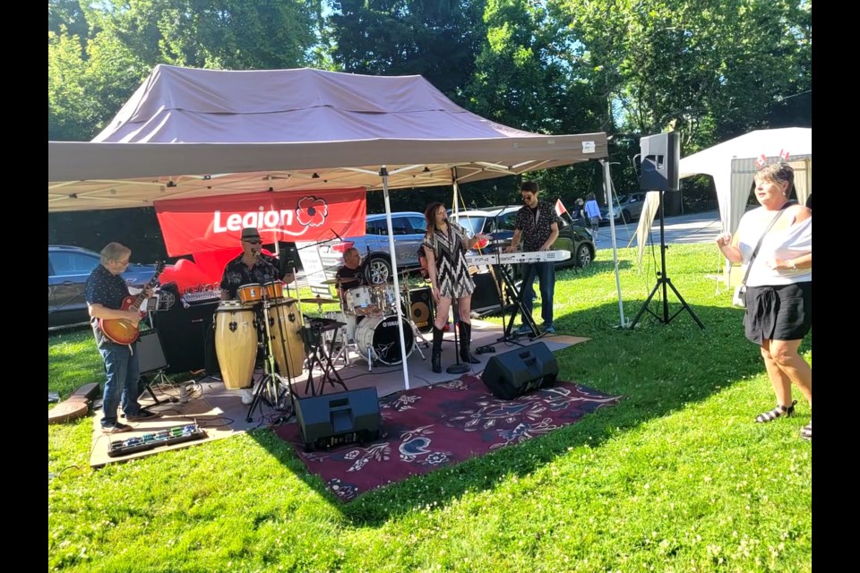 Partying on the NOTL legion patio - Niagara-on-the-Lake Local