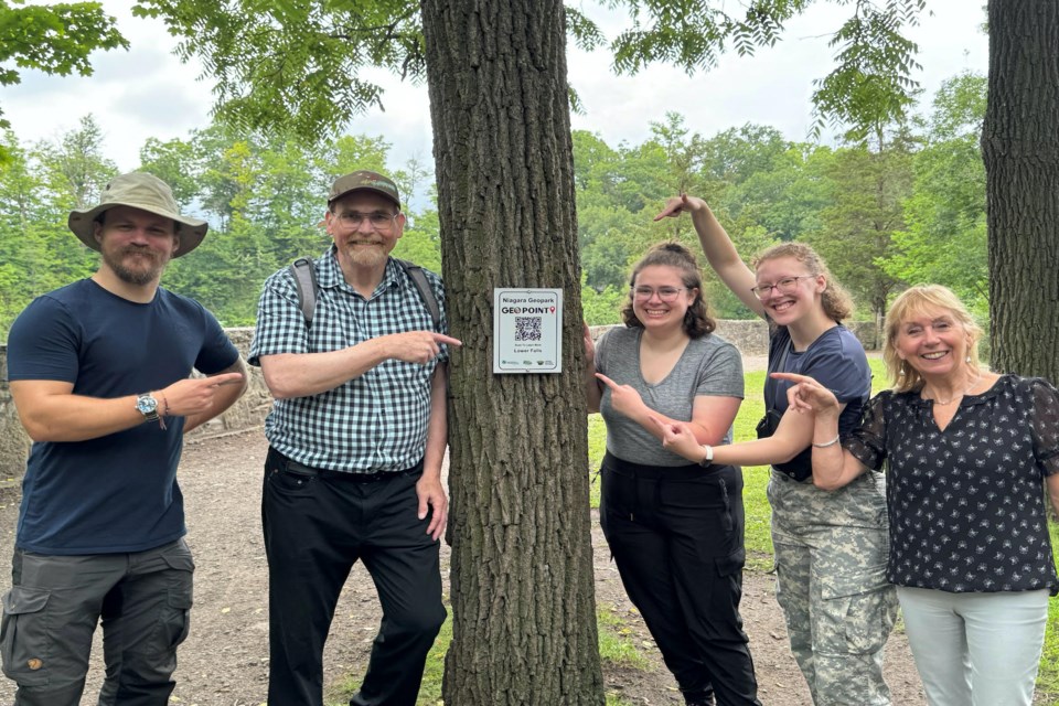 Dr. Dan Dick, Dr. Bill Pearson, students Kayci Street and Leah Smith of Earth and Environmental Science at McMaster University, with Dr. Carolyn Eyles.