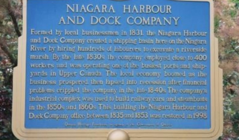 niagara-harbour-and-dock-plaque