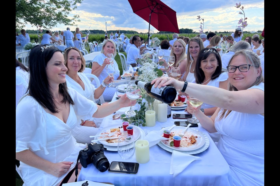 The White Effect Dinner brings friends together at Reif Estate Winery.