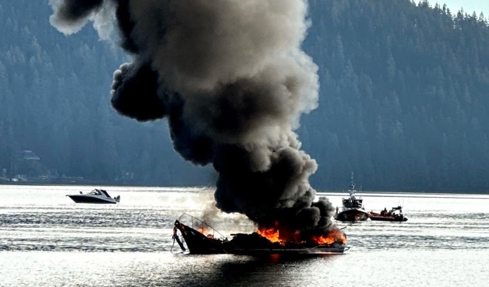 nsn-20250121-deep-cove-boat-firee