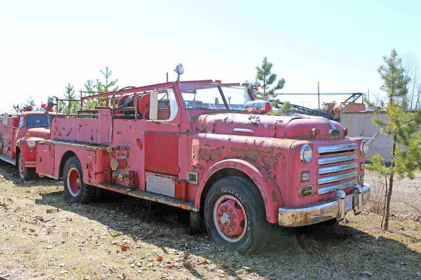 A vintage fire truck is lovingly preserved - WTOP News