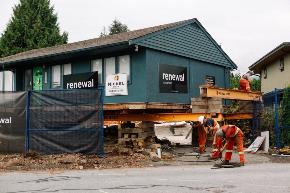 A former Edgemont Village home will be given new life as an emergency transitional home on the Capilano 5, Squamish Nation reserve. The home was moved from its old, Edgemont location Thursday, Sept. 12.