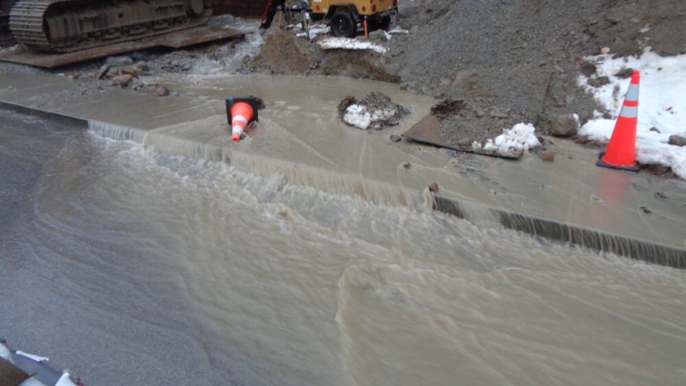 web1_westmount_road_flooding5