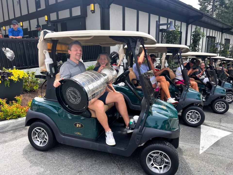 web1_sam-reinhart-west-vancouver-stanley-cup-capilano-golf-club