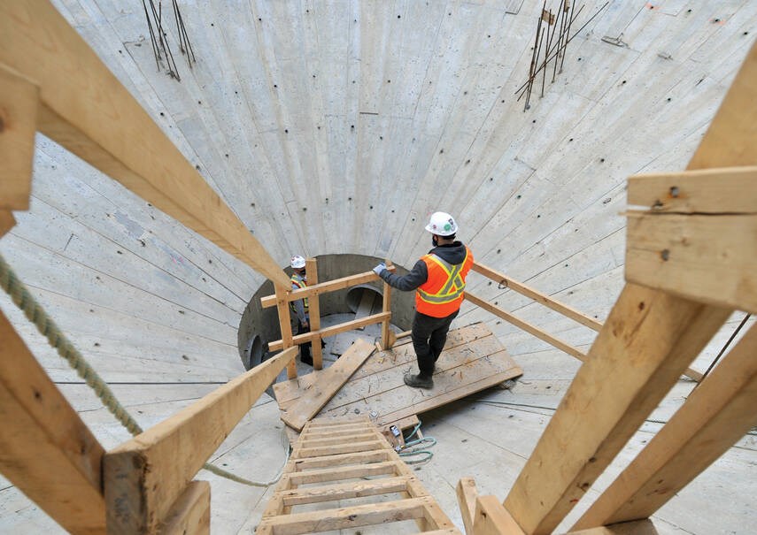 web1_sewage-plant-construction-north-van_2