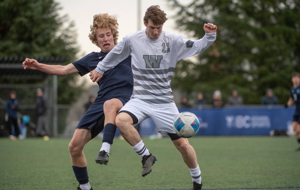 web1_windsor-wolves-provincial-champions-soccer-11