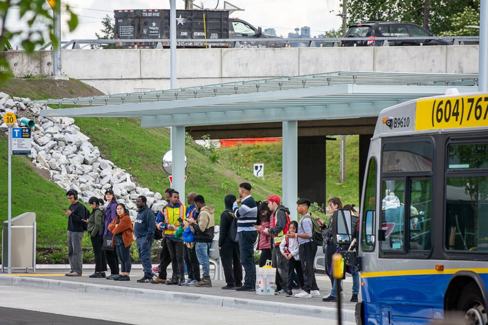 web1_20240506-phibbs-exchange-north-vancouver-passengers-await-bus