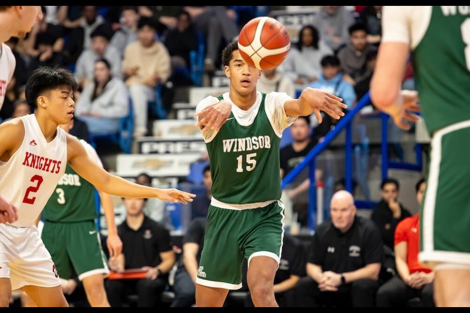 Tournament MVP Perrin Taylor makes a pass during the provincial championships. | Garrett James / Langley Events Centre 