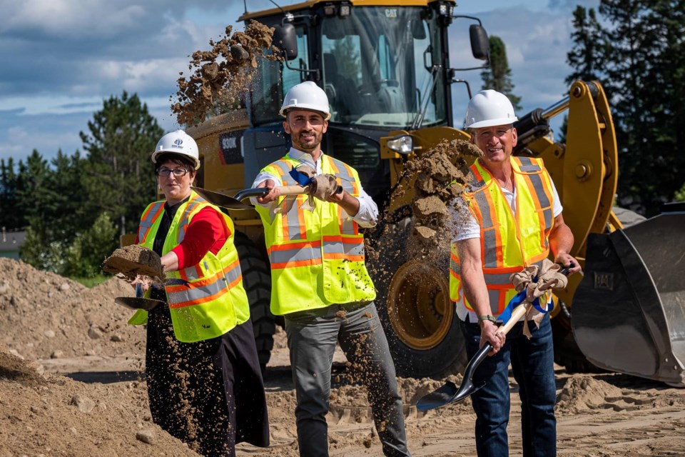 rainy-r-school-sod-turning