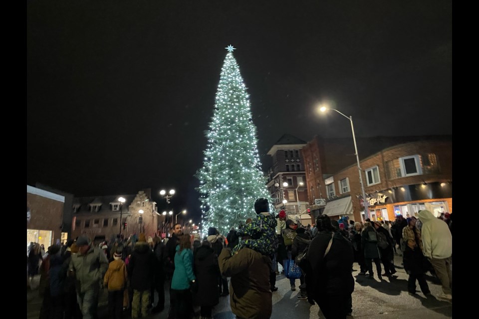 Hundreds gather to watch the annual tree-lighting tradition in Kenora. 