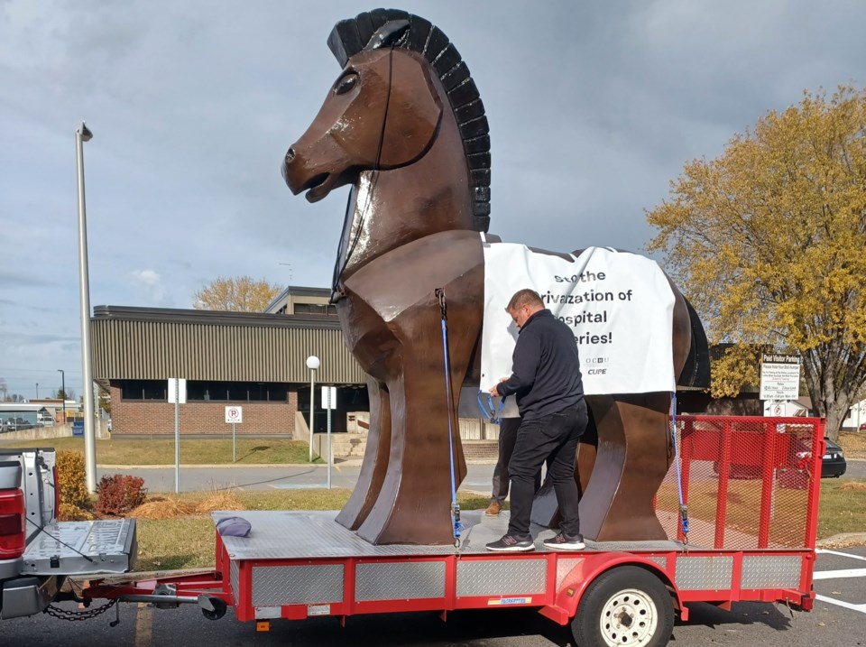 trojan-horse-in-thunder-bay