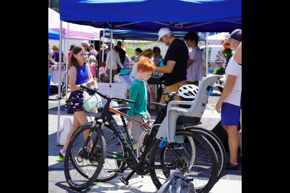 The Bronte BIA was pleased to officially launch its much-anticipated Bronte Farmers’ Market this past Sunday, July 7.