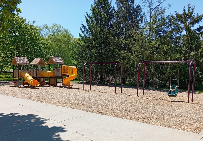 coronationparkplayarea1