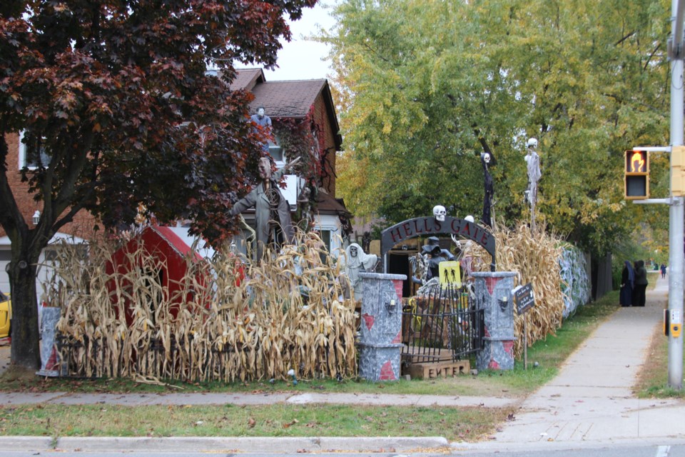 oakvillehalloweenhouses2024