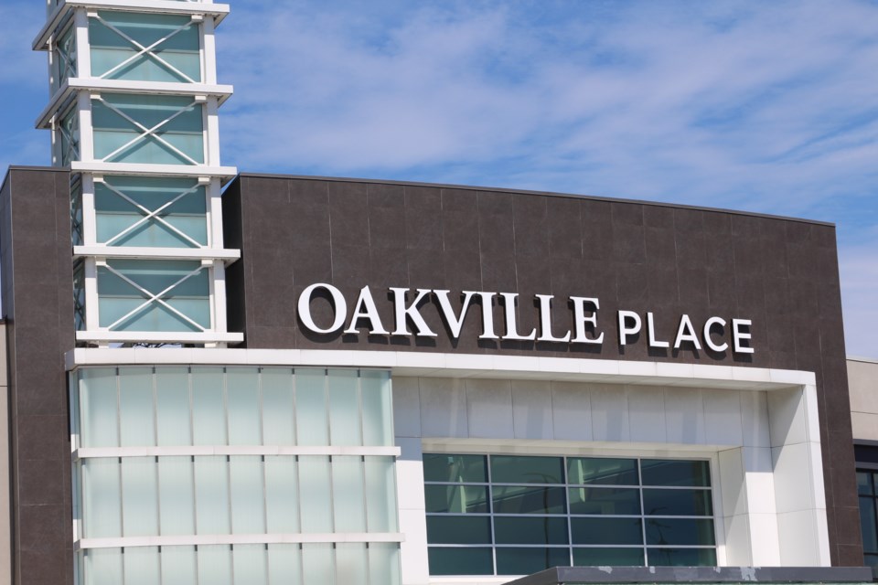 oakvilleplacemall1