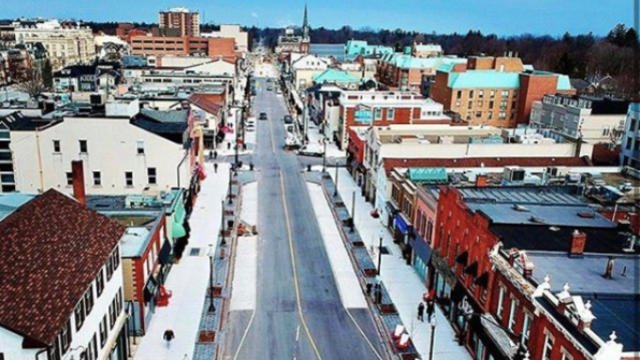 Downtown Oakville | Photo: Robert Peace