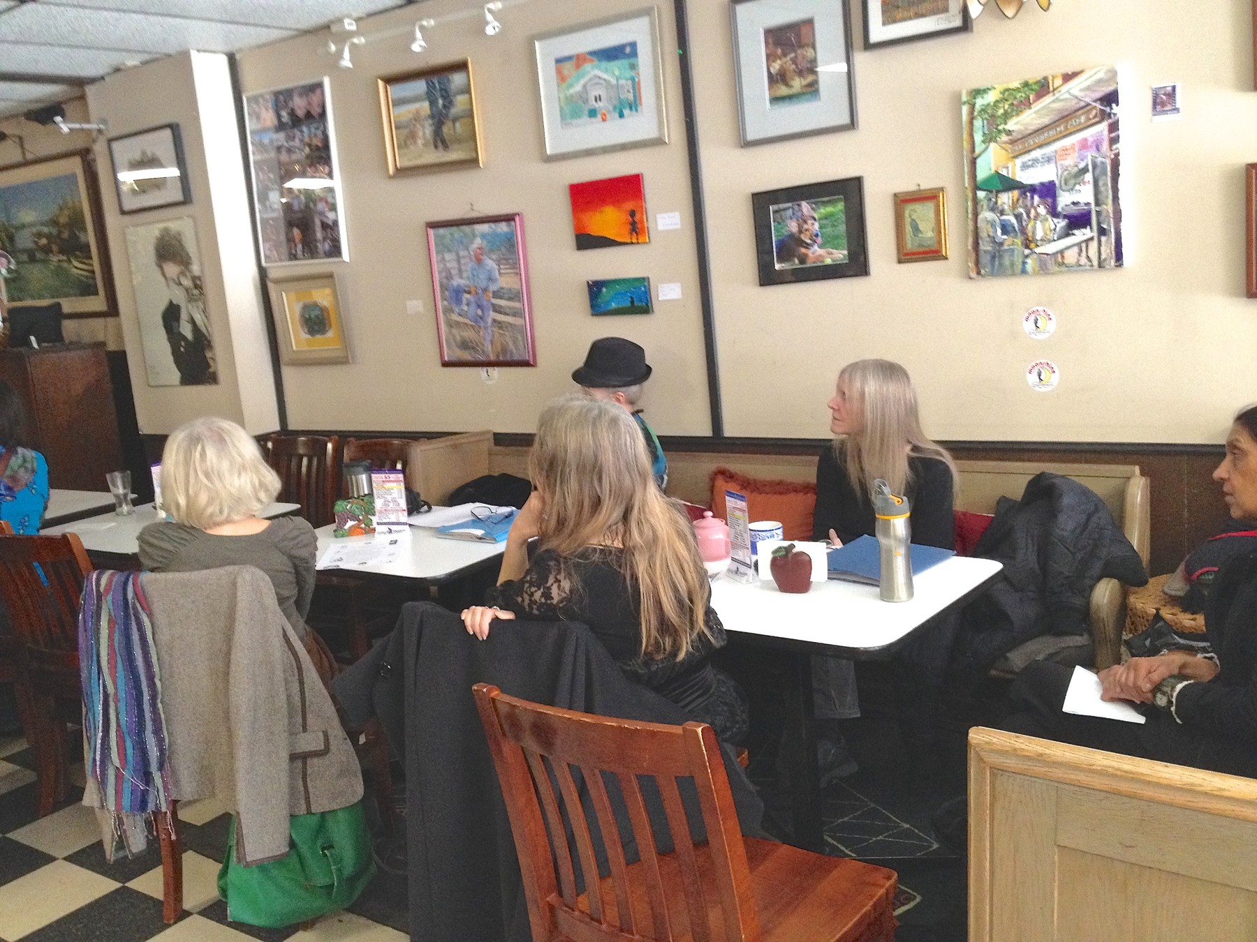 Oakville Literary Alliance, Moonshine Cafe, Oakville News