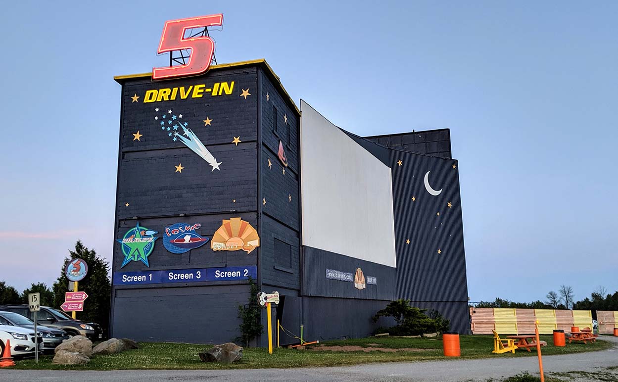 5 Drive-In reopened for business once again - Oakville News