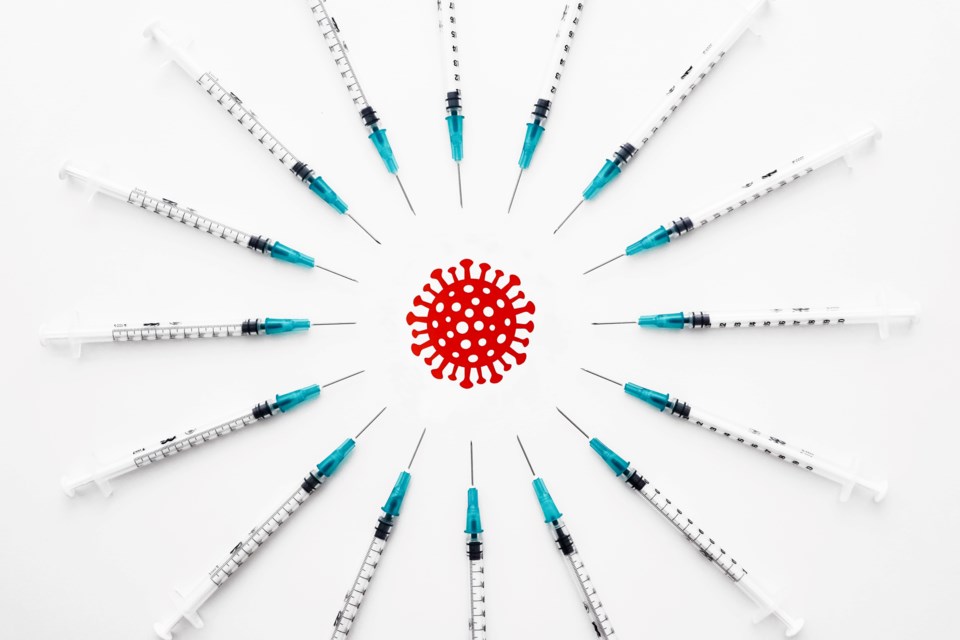 jeremy-bezanger-unsplash-covid-19-omicron-needles-vaccine
