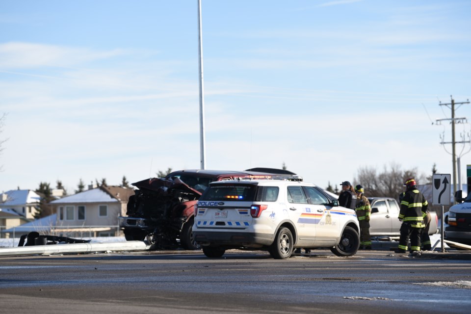 Traffic slowed on Northridge after vehicle knocks over pole - Okotoks ...