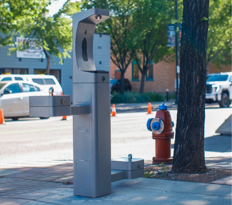 news-okotoks-fountains