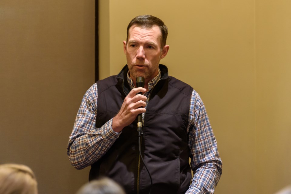 Foothills MP John Barlow speaks during the High River & District Chamber of Commerce "Eye on Politics" event at Knee Deep Bar & Grill in High River on Jan. 20. Barlow was joined by Livingstone-Macleod MLA Chelsae Petrovic and High River councillor Brenda Walsh at the event.