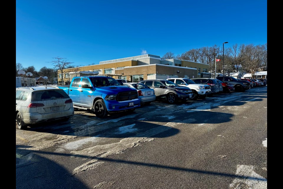 A local parent is frustrated with a lack of parking during after school pickup at Lions Oval Public School, and said the busy lot results in parents driving circles while they try to pick up their kids. 