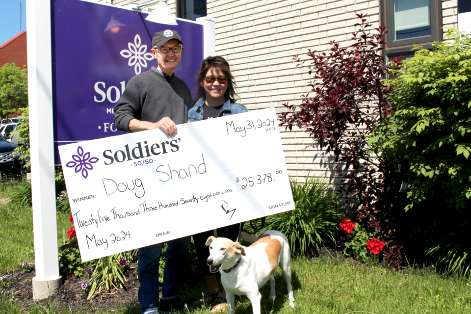 Oro-Medonte cancer survivor wins $25K Soldiers' 50/50 draw - Orillia News