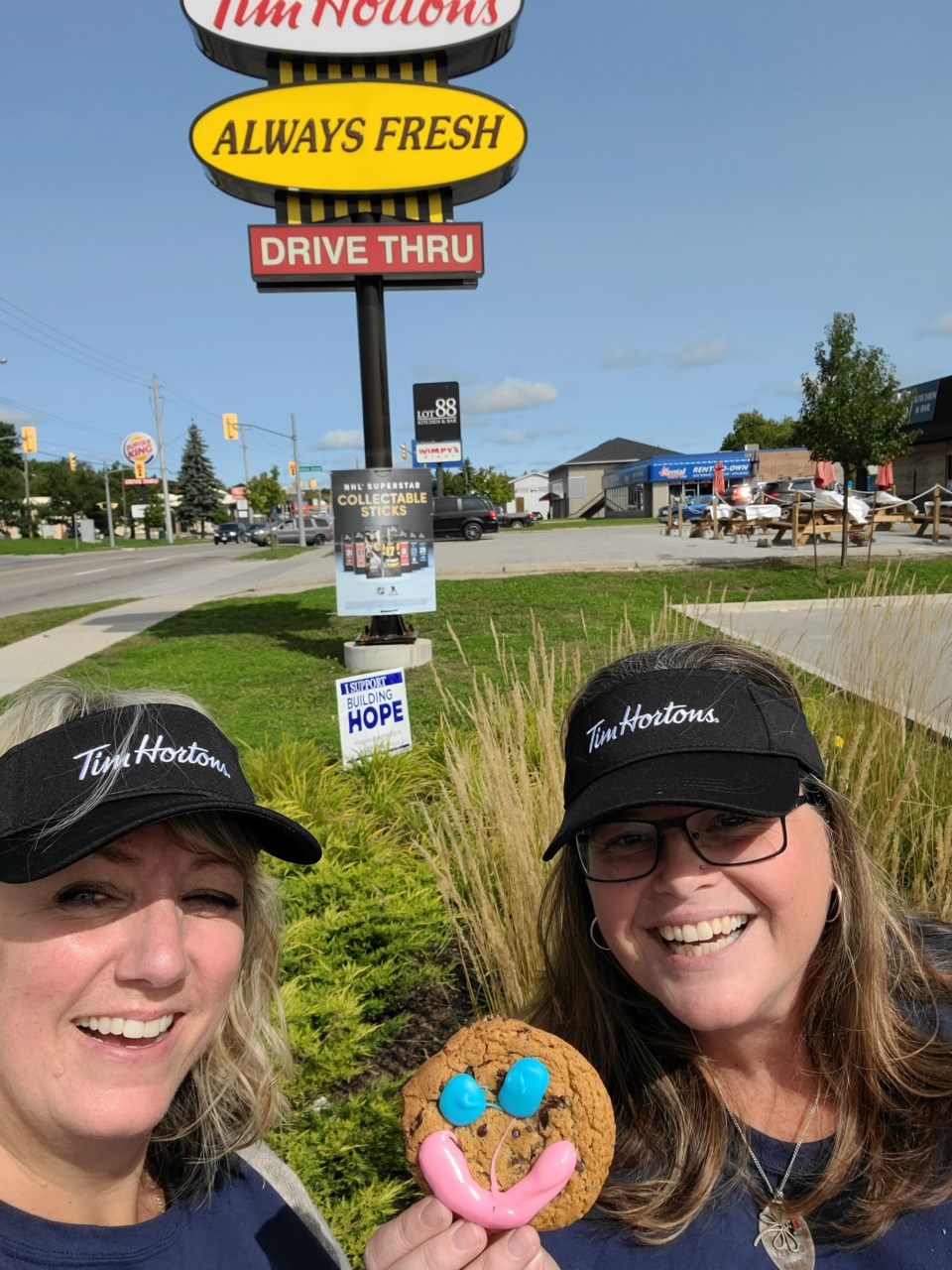 linda goodall and lynn thomas smile cookie