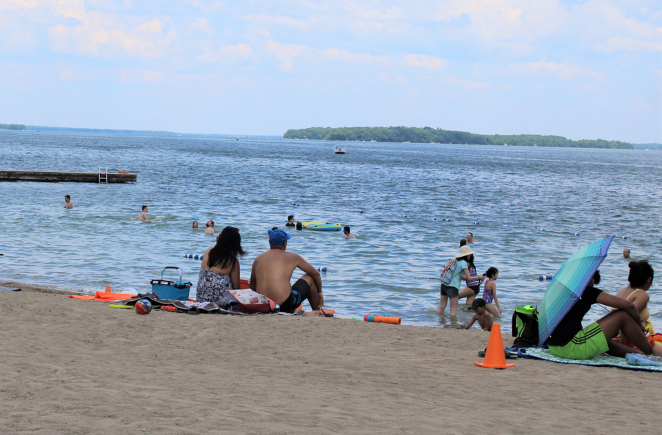 2020-07-01 Couchiching Beach(1)