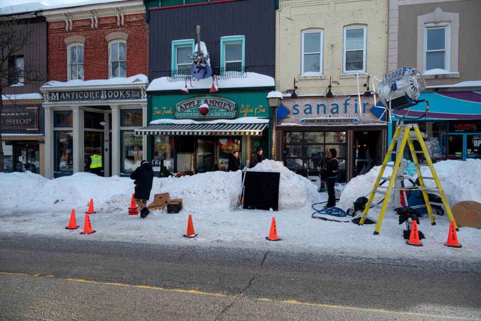 Production crew members were seen going in and out of Apple Annie’s Café on Wednesday as filming continues for the Precision Netflix series.